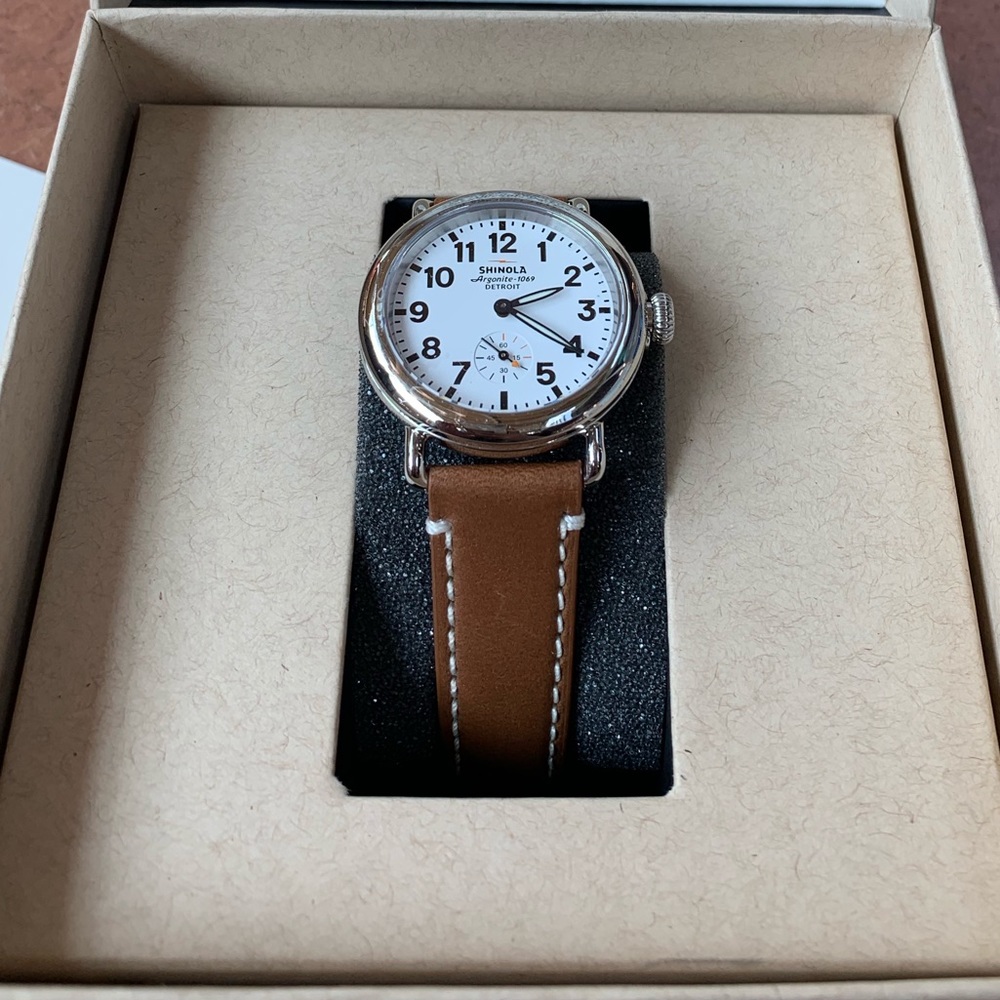 Shinola 36mm Runwell Watch